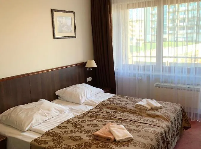 y Arka Medical Spa ****